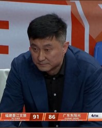 领先福建三节遭逆转，杜锋三错误葬送胜利，球迷：赶紧下课